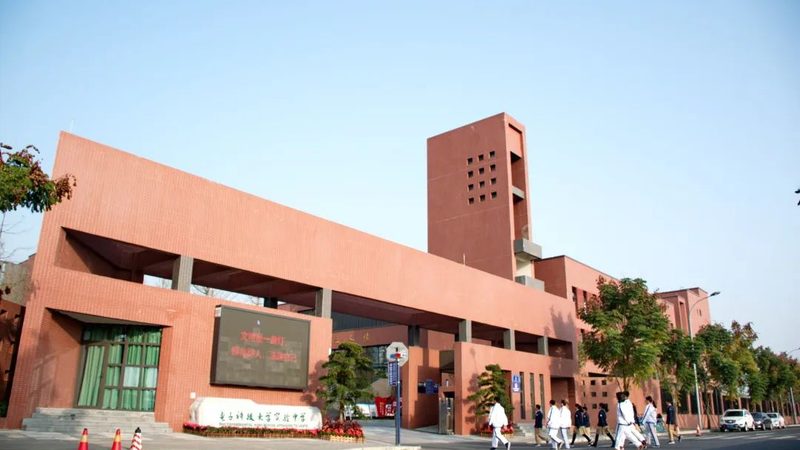 电子设计公司的技术实力是选择合作伙伴的首要标准。可以从以下几个方面进行考察：